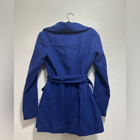 Vintage Y2K Guess Women's Royal Blue Trench Coat - Picture 9 of 9